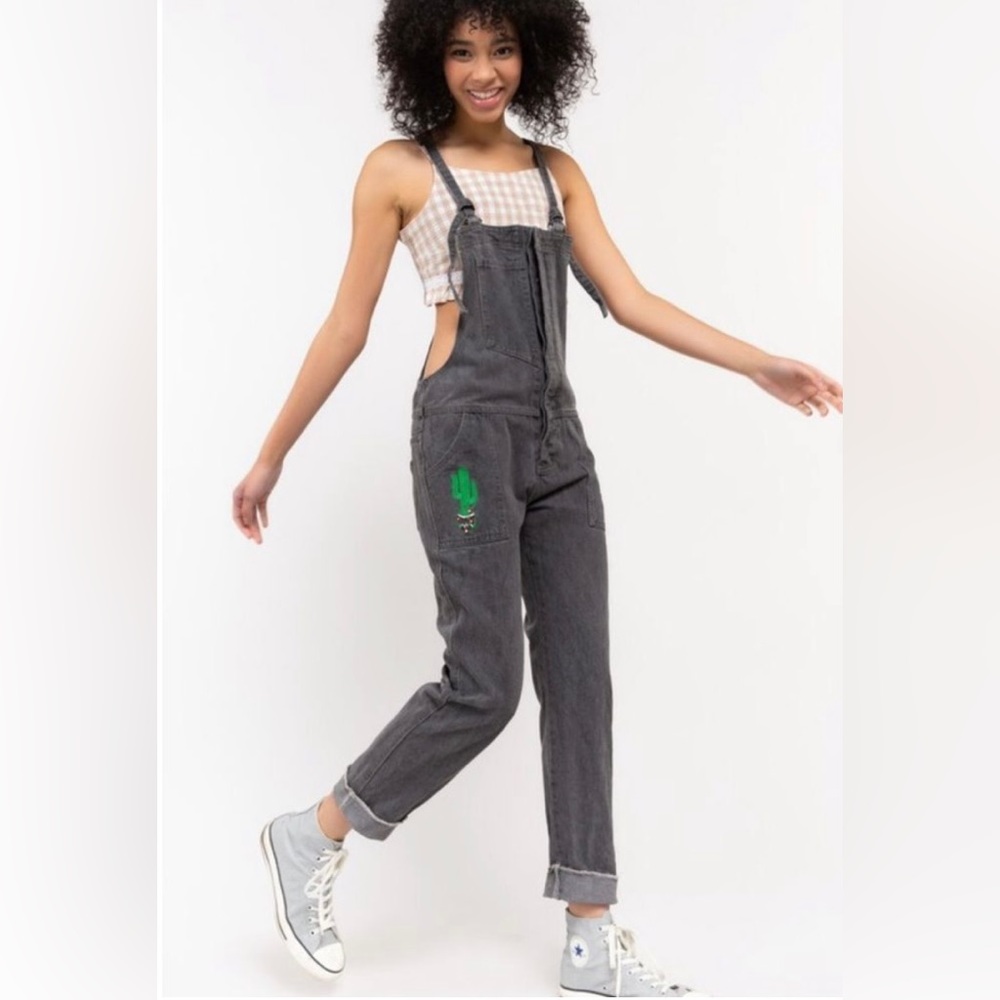 Cactus embroidered overalls